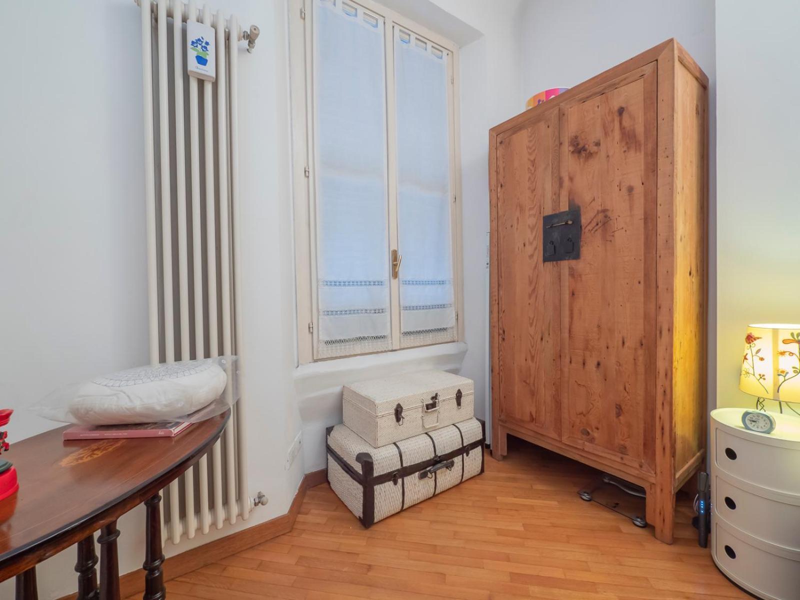 Xenia - Cozy Two-rooms In Corso Vercelli Apartment